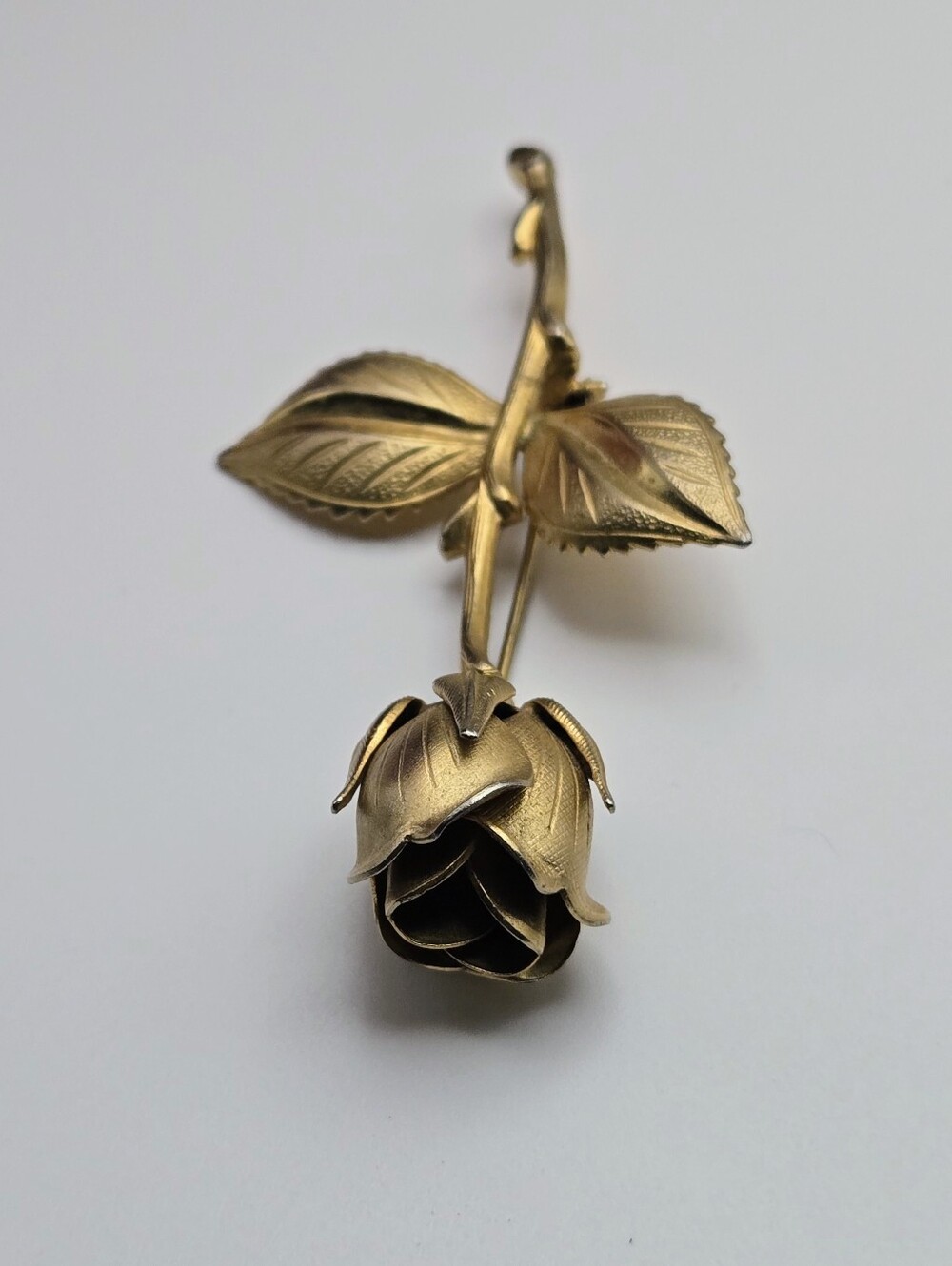 Vintage Gold Rosebud Brooch Pin - Picture 9 of 13